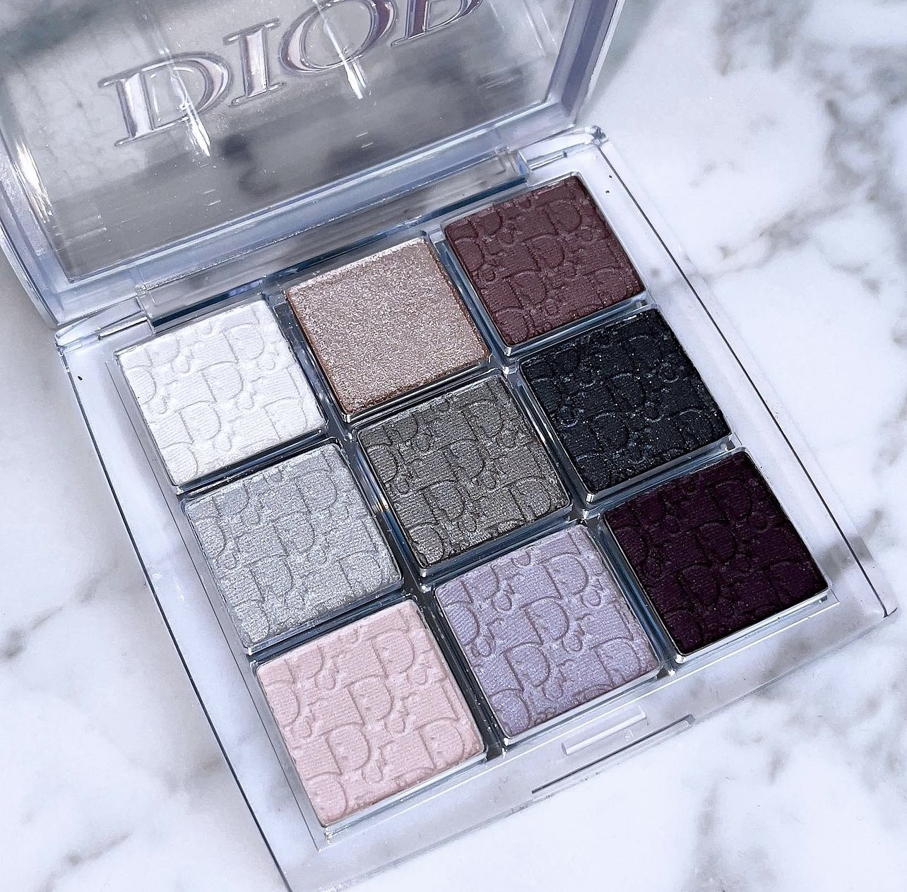 Dior - Палетка теней Silver Essentials Eyeshadow Palette - Фото 2