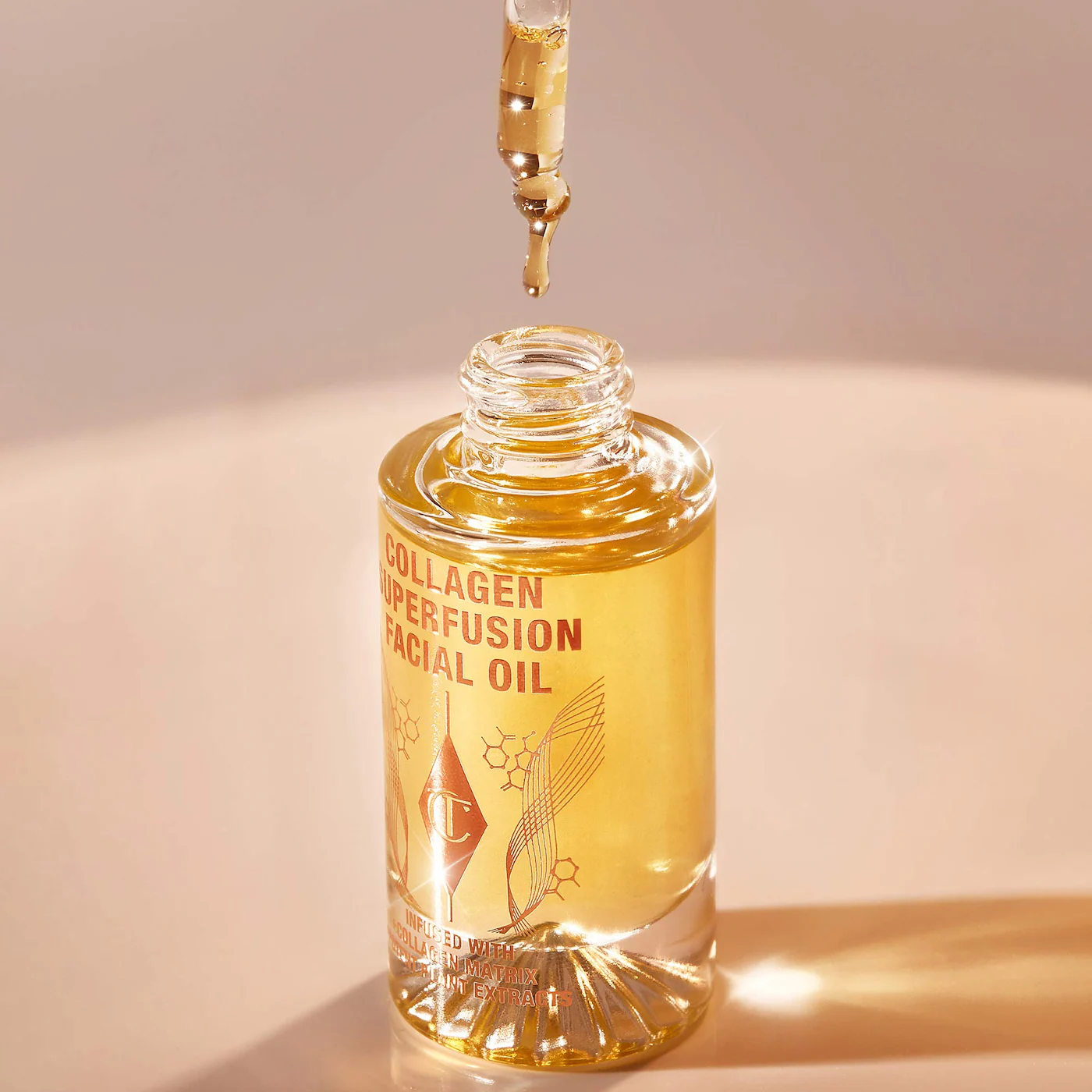Charlotte Tilbury - Коллагеновое масло для лица Collagen Superfusion Firming &amp; Plumping Facial Oil - Фото 2