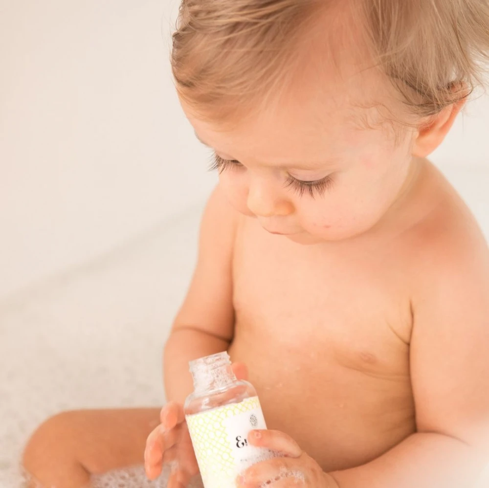 Enfance Paris - Мягкий шампунь для детей 0-3 года Shampoing Douceur 0-3 ans - Фото 4