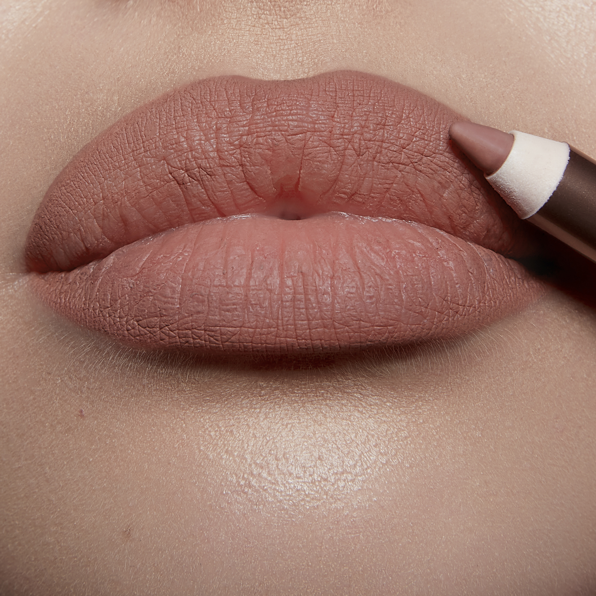 Charlotte Tilbury - Олівець для губ Iconic Nude Lip Cheat Lip Liner - Зображення 3